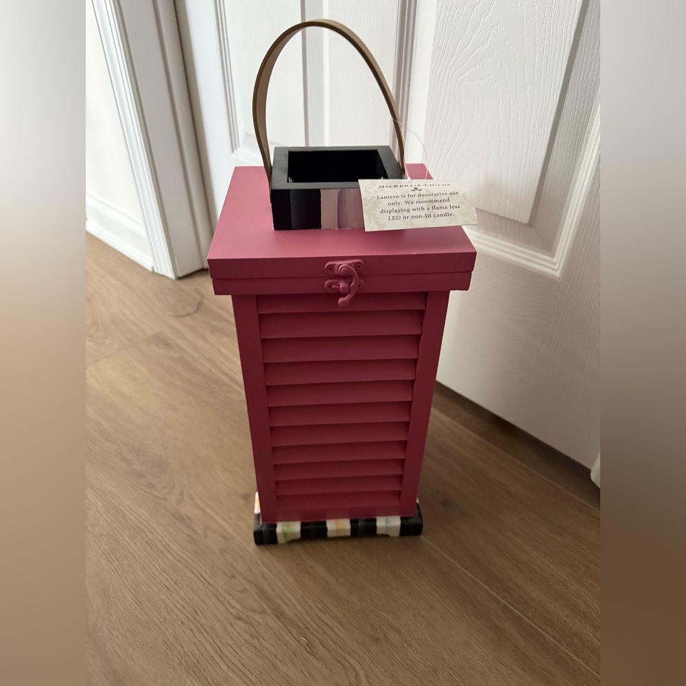 Mackenzie Childs Discontinued RARE Pink Shutter Lantern - Picture 7 of 10